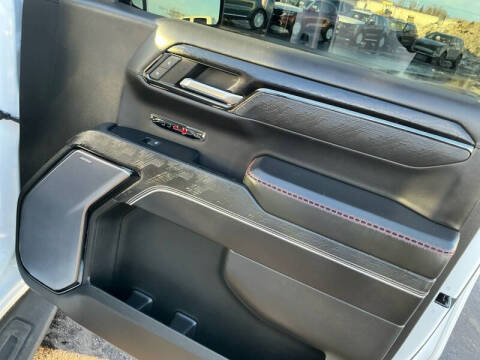 2023 GMC Sierra 1500 AT4X