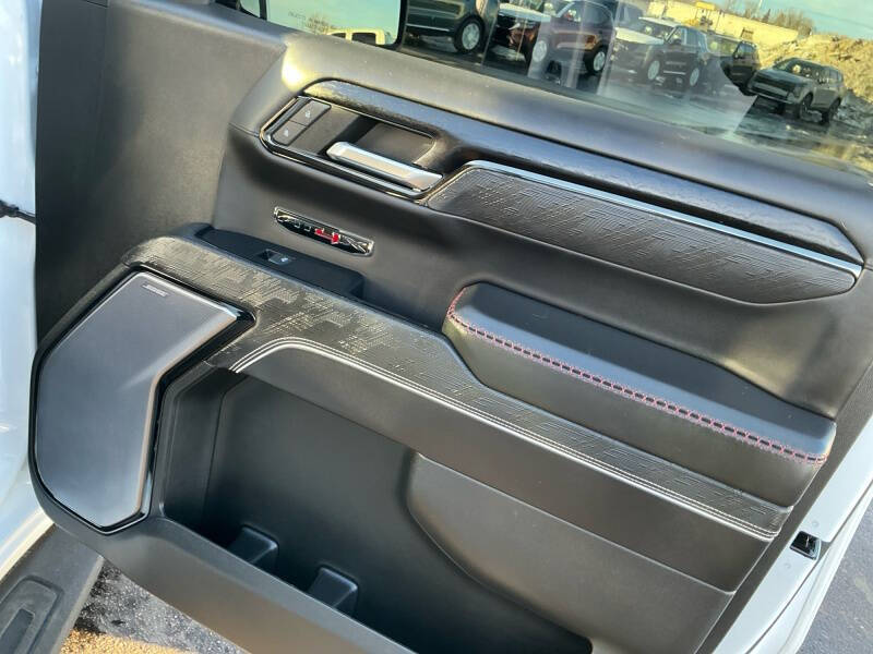 2023 GMC Sierra 1500 AT4X