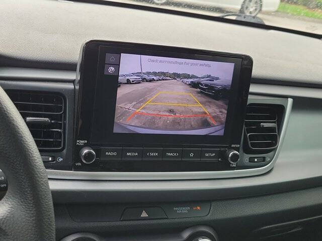 2023 Kia Rio 5-Door S