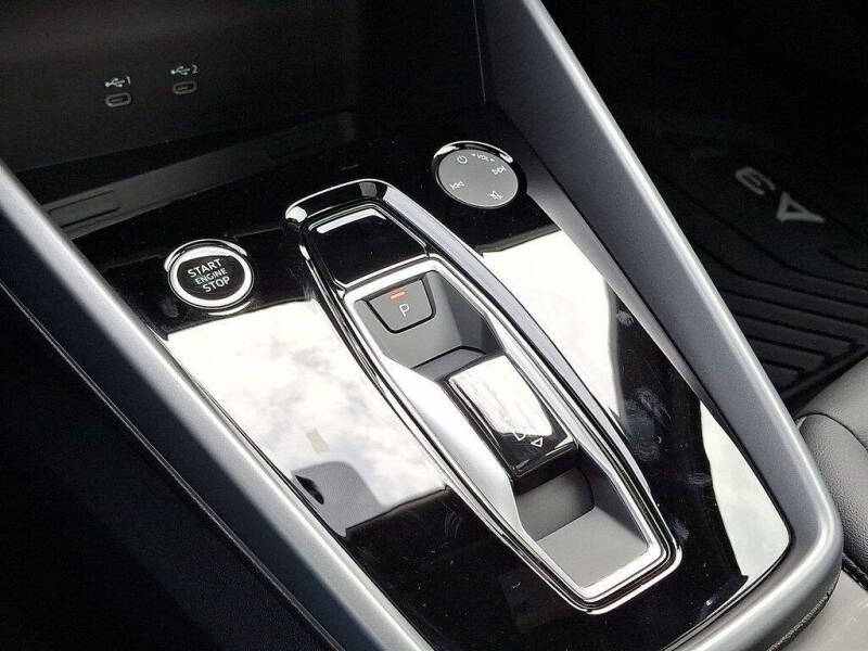 2025 Audi A3 quattro Premium Plus 40 TFSI