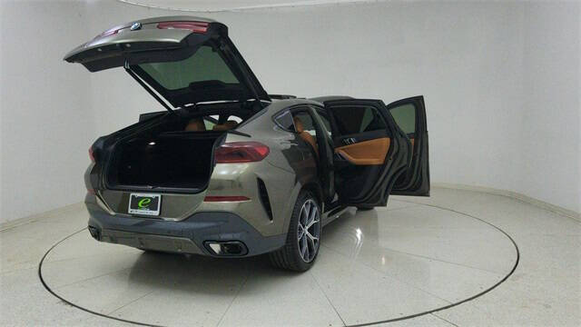 2023 BMW X6 xDrive40i