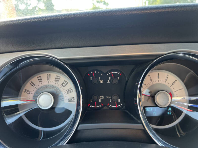 2012 Ford Mustang V6 Premium