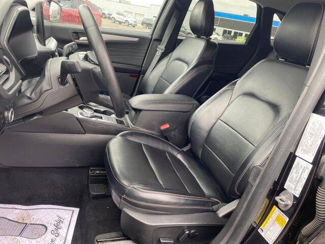 2023 Ford Escape Platinum