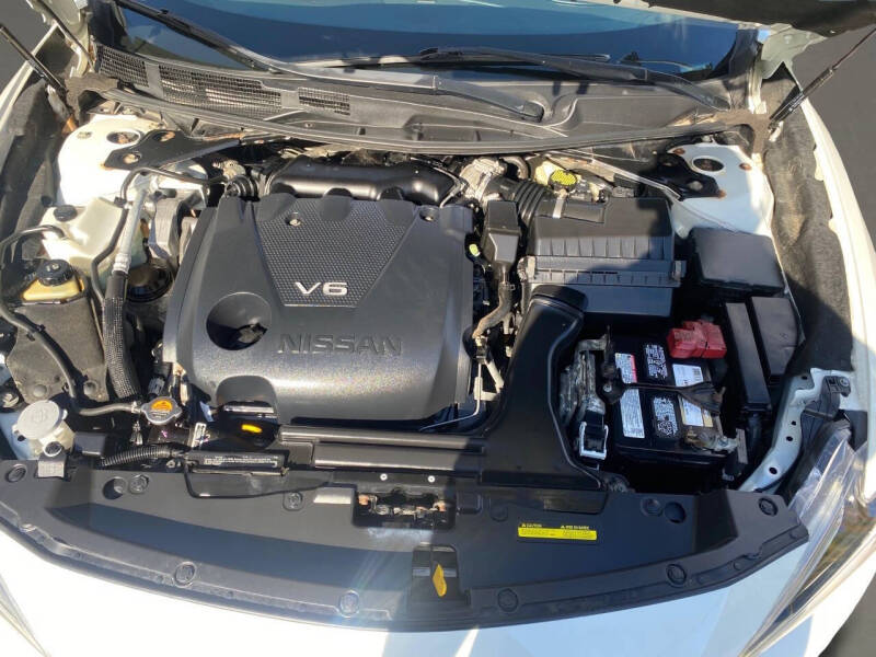 2017 Nissan Maxima Platinum