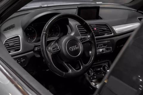 2016 Audi Q3 2.0T quattro Premium Plus