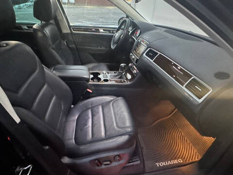 2015 Volkswagen Touareg TDI Lux