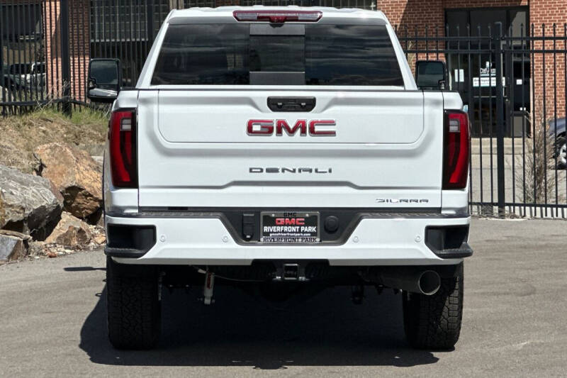 2024 GMC Sierra 3500HD