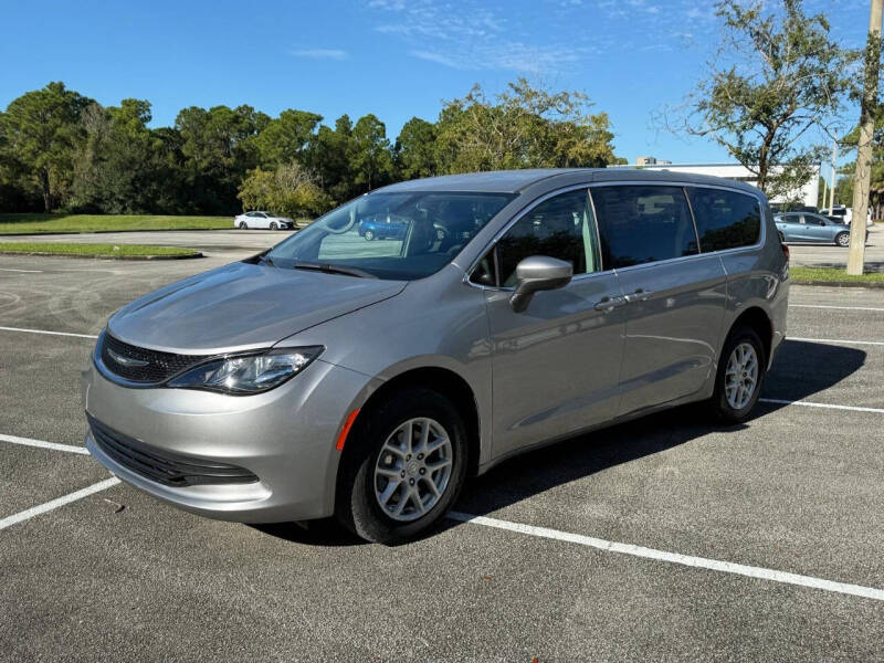 2017 Chrysler Pacifica Touring