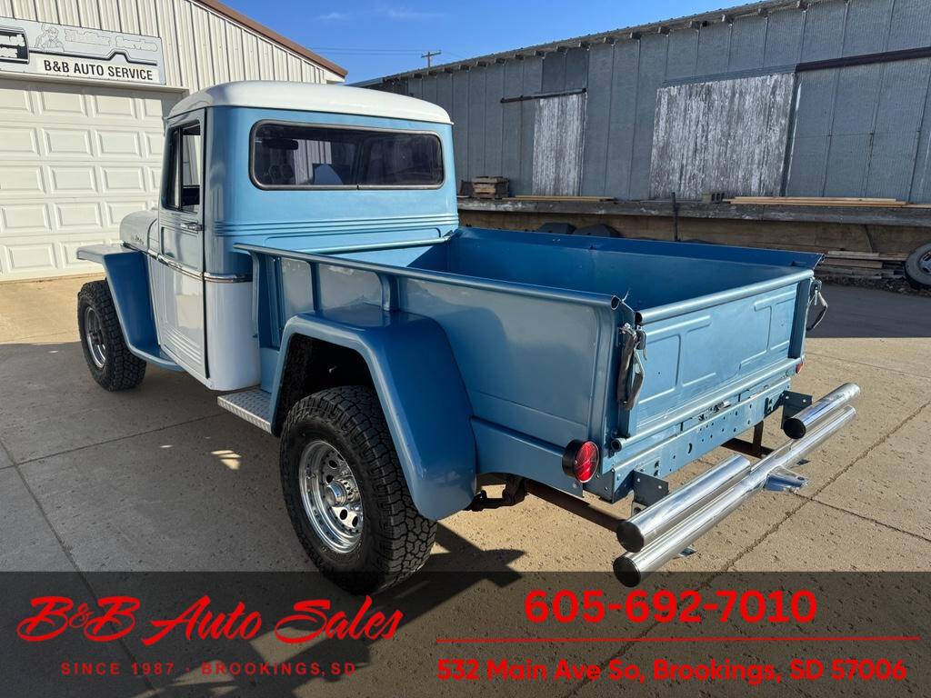 1962 Willys Jeep Pickup 11