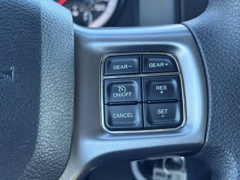 2024 RAM 1500 Classic SLT