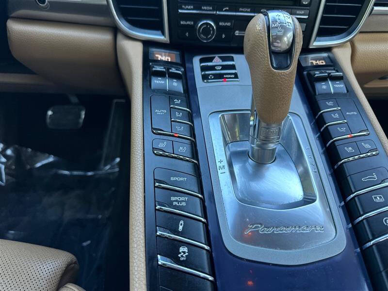 2013 Porsche Panamera