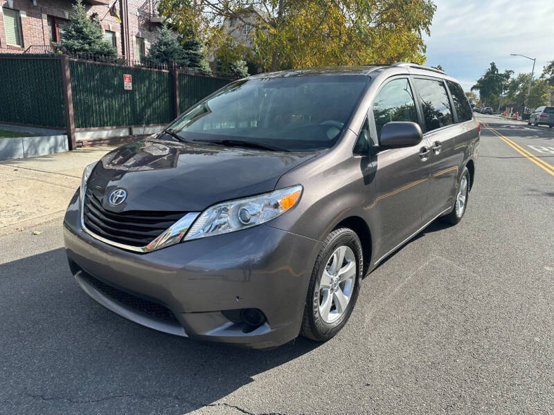 2013 Toyota Sienna for sale at Cars Trader New York in Brooklyn NY