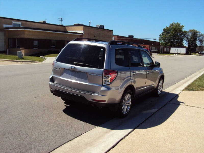 2011 Subaru Forester X Premium Package photo 22