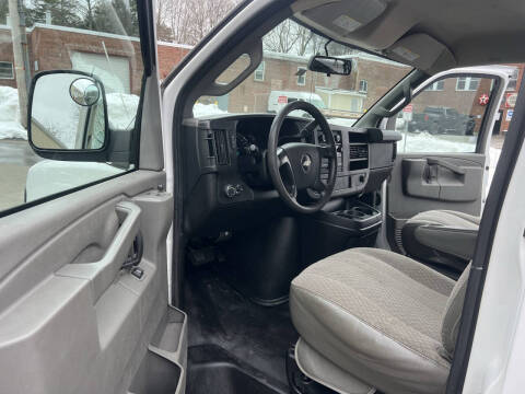 2016 Chevrolet Express 2500