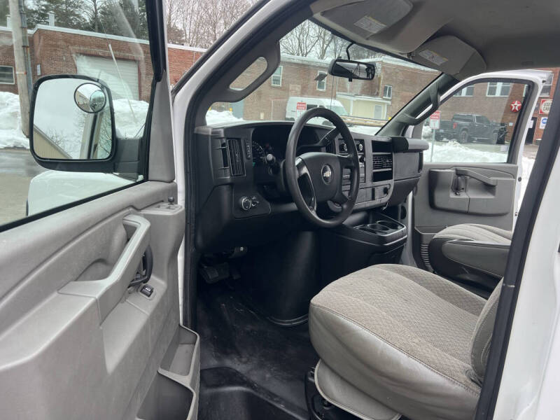 2016 Chevrolet Express 2500