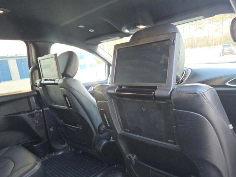 2019 Chrysler Pacifica Touring L Plus