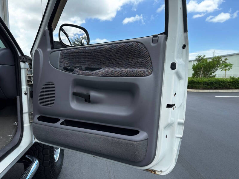 2002 Dodge Ram 2500 SLT