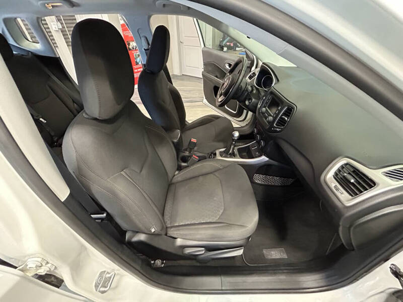 2017 Jeep Compass Sport