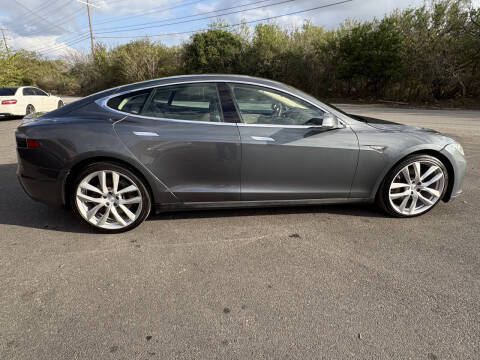 2013 Tesla Model S