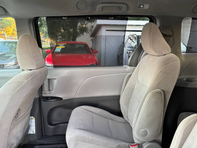 2017 Toyota Sienna