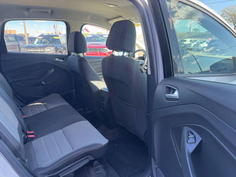 2013 Ford C-MAX Hybrid SE