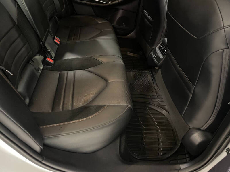 2019 Toyota Avalon XSE