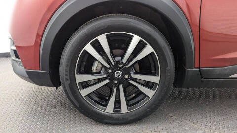 2019 Nissan Kicks SR