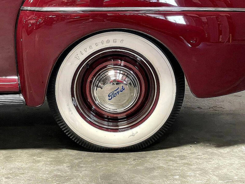 1941 Ford Super Deluxe