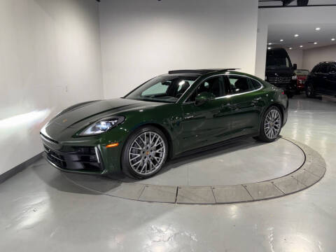 2025 Porsche Panamera 4 E-Hybrid