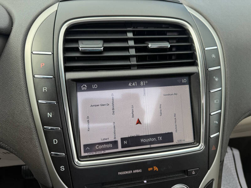 2019 Lincoln Nautilus Reserve