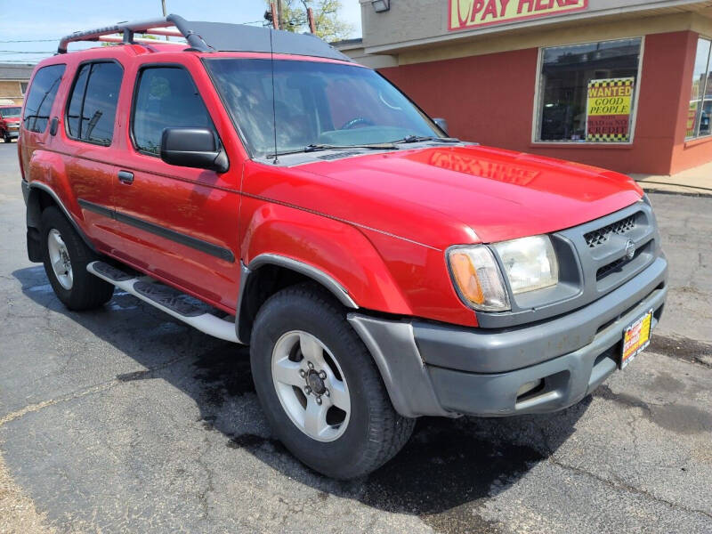 2001 Nissan Xterra for sale at RON'S AUTO SALES INC in Cicero IL