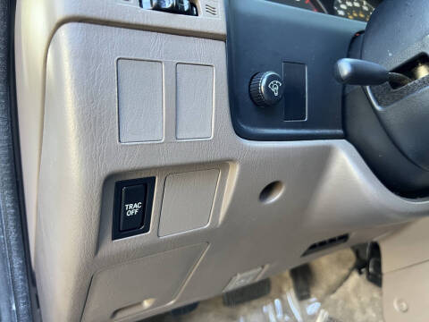 2002 Toyota 4Runner SR5