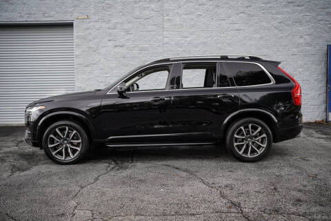 2017 Volvo XC90 T5 Momentum