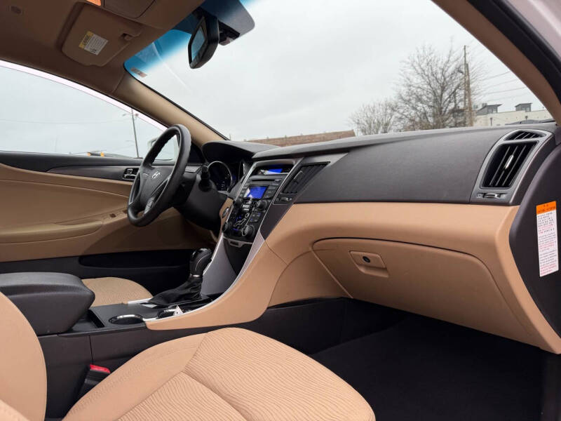 2012 Hyundai Sonata Hybrid