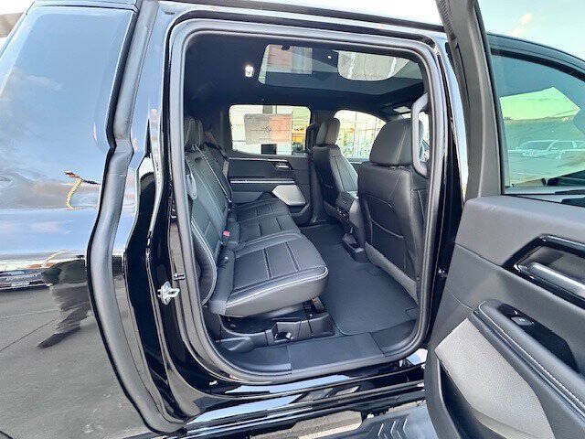 2025 GMC Sierra EV Denali