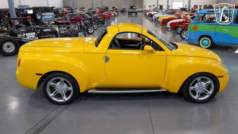 2004 Chevrolet SSR LS