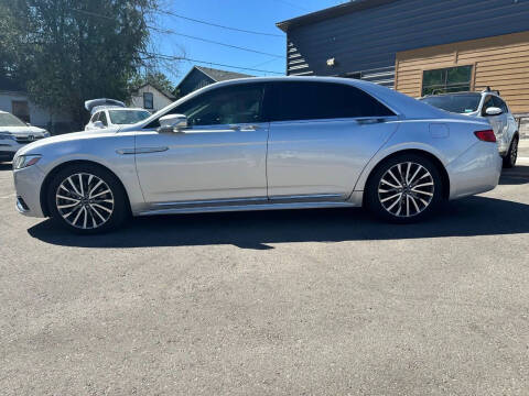 2017 Lincoln Continental Select