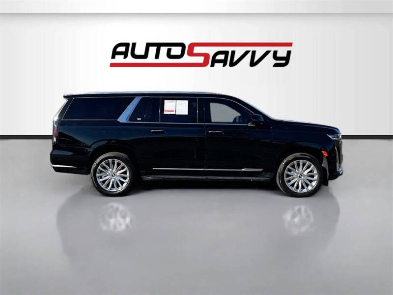 2024 Cadillac Escalade ESV Premium Luxury