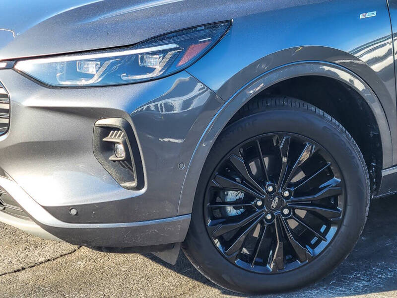 2024 Ford Escape ST-Line Elite