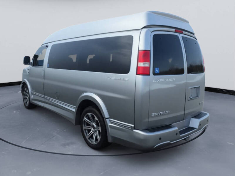 2018 GMC Savana 2500
