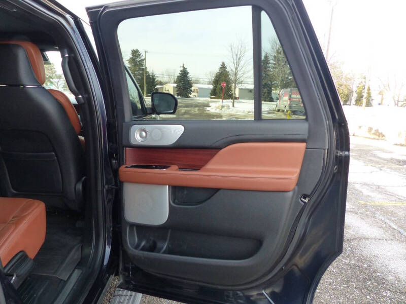 2021 Lincoln Navigator L Reserve