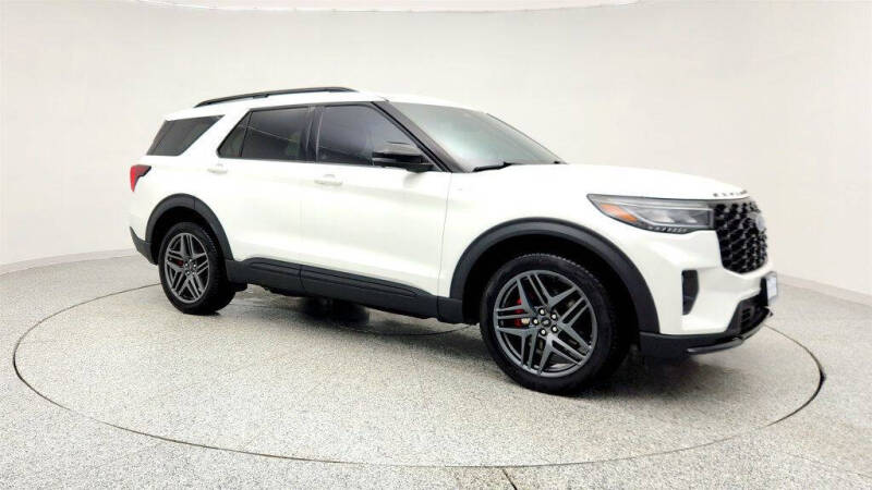 2025 Ford Explorer ST-Line
