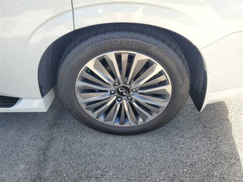 2026 Infiniti QX80 Luxe