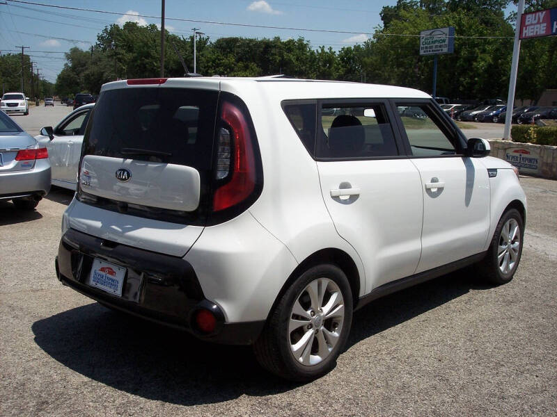 2016 Kia Soul +