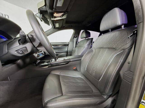 2022 BMW 7 Series ALPINA B7 xDrive