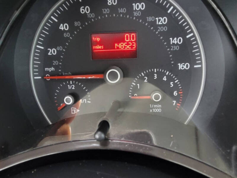 2008 Volkswagen New Beetle Triple White