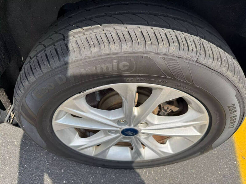 2019 Ford Escape SEL