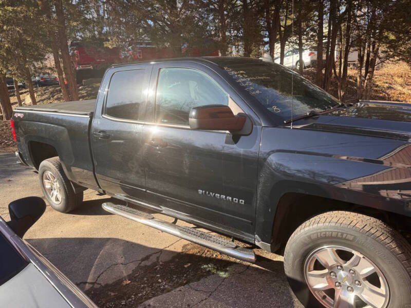 2016 Chevrolet Silverado 1500 LT photo 3