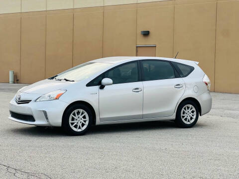 2012 Toyota Prius v Five