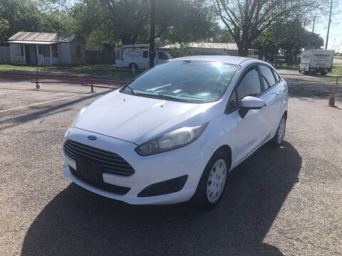 2015 Ford Fiesta for sale at John 3:16 Motors in San Antonio TX